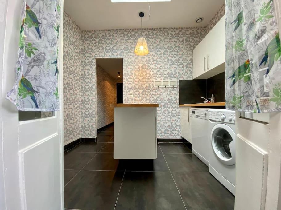 L'Appartement Jebari - Esprit Loft カルカソンヌ エクステリア 写真